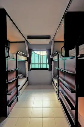 Ortak Ranzalı Oda, Sadece kadınlar için
