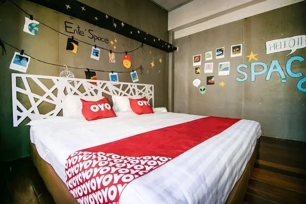Tek Büyük Yataklı Oda, Ortak Banyo