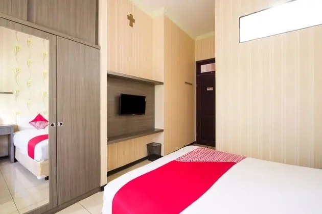 Standard Tek Büyük Yataklı Oda