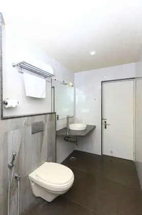 Standard Tek Büyük veya İki Ayrı Yataklı Oda, Özel Banyo
