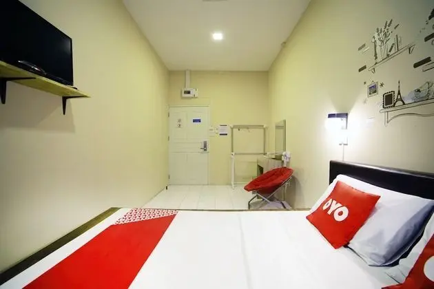 Premium Tek Büyük Yataklı Oda, Ortak Banyo