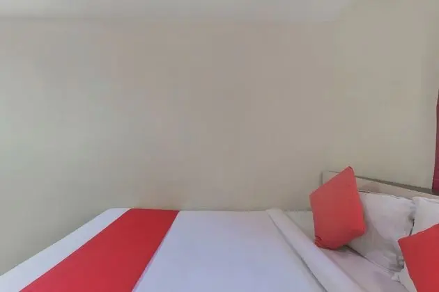 Tek Büyük Yataklı Oda, 1 Çift Kişilik Yatak