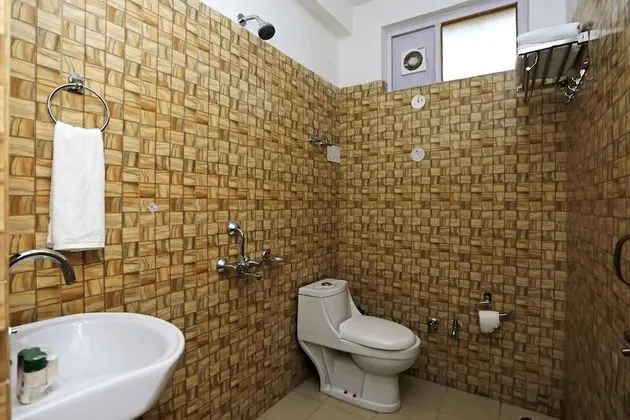 Standard Tek Büyük veya İki Ayrı Yataklı Oda, 1 Çift Kişilik Yatak, Özel Banyo