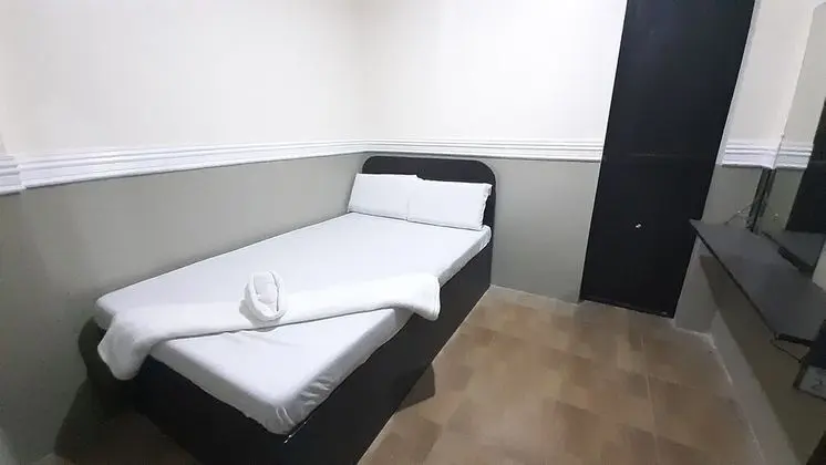 Standard Tek Büyük Yataklı Oda