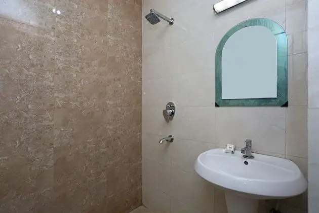Standard Tek Büyük veya İki Ayrı Yataklı Oda