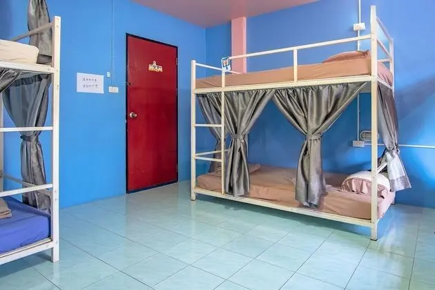 Ortak Ranzalı Oda, Karma Ranzalı Oda