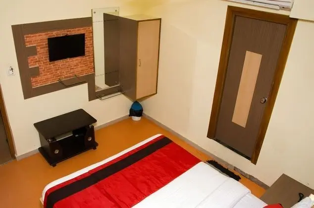 Standard Tek Büyük veya İki Ayrı Yataklı Oda, Özel Banyo