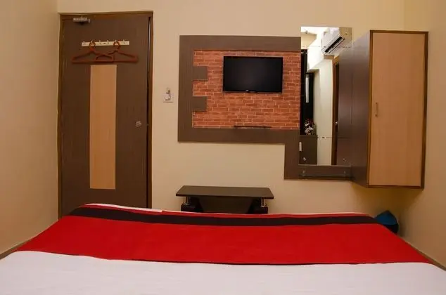 Standard Tek Büyük veya İki Ayrı Yataklı Oda, Özel Banyo