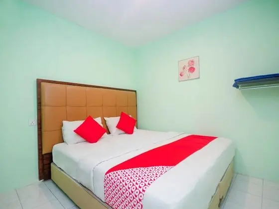Oda Deluxe King Bed