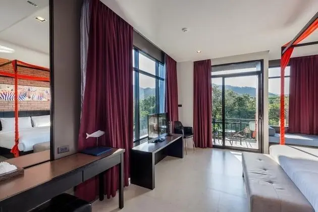 Deluxe Tek Büyük Yataklı Oda