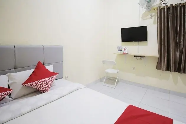 Standard Tek Büyük Yataklı Oda