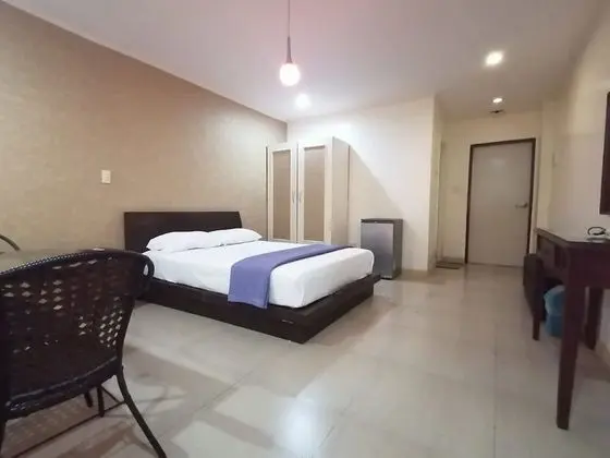 Deluxe Tek Büyük Yataklı Oda