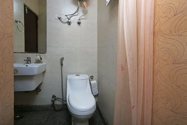 Standard Tek Büyük veya İki Ayrı Yataklı Oda, 1 Çift Kişilik Yatak