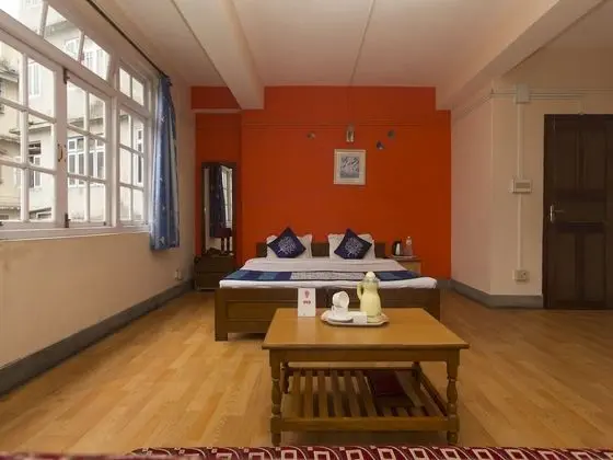 Tek Büyük veya İki Ayrı Yataklı Oda
