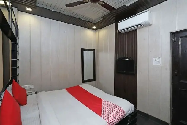 Basic Tek Büyük Yataklı Oda