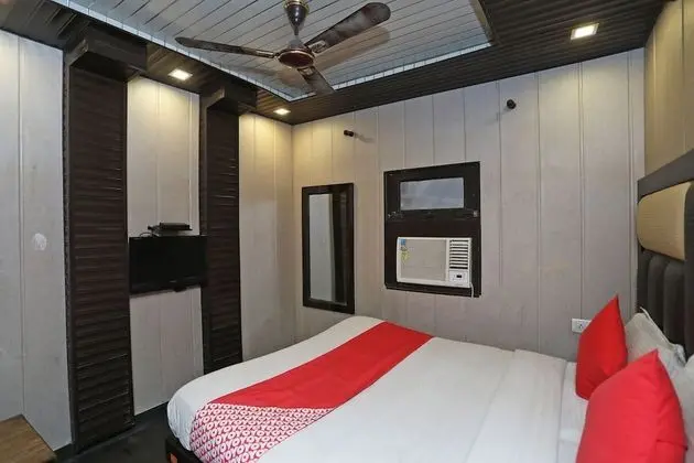 Basic Tek Büyük Yataklı Oda