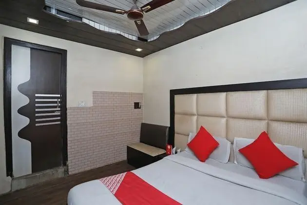 Basic Tek Büyük Yataklı Oda