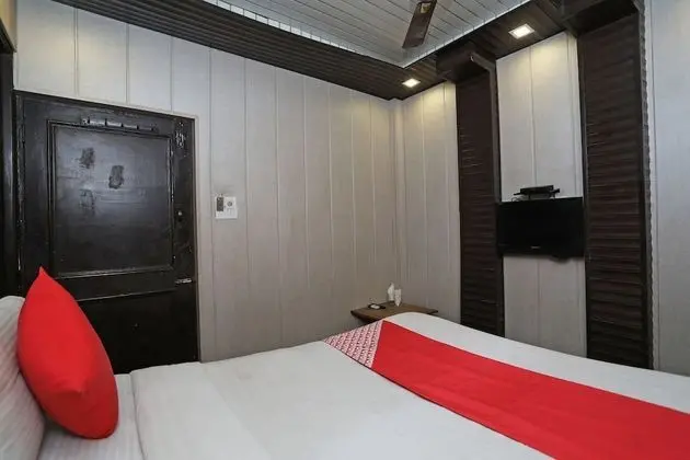 Basic Tek Büyük Yataklı Oda