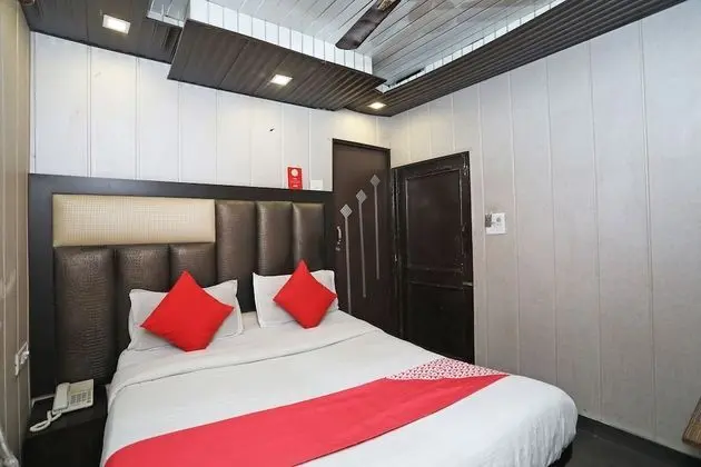 Basic Tek Büyük Yataklı Oda