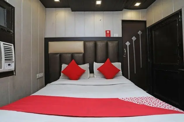 Basic Tek Büyük Yataklı Oda