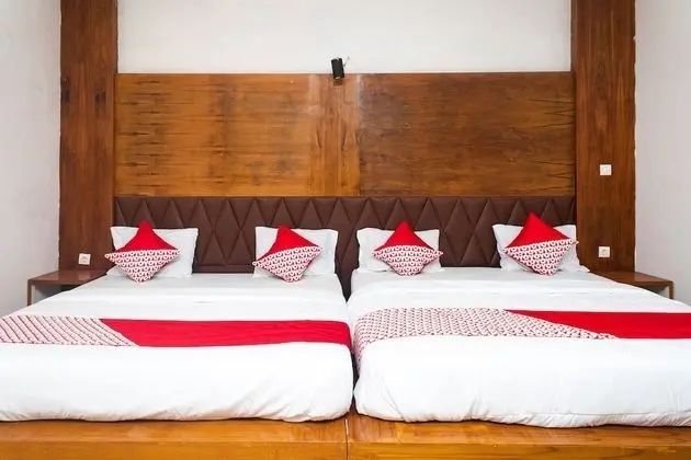 Family Tek Büyük Yataklı Oda