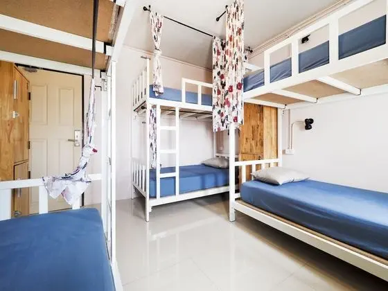 Ortak Ranzalı Oda, Sadece kadınlar için