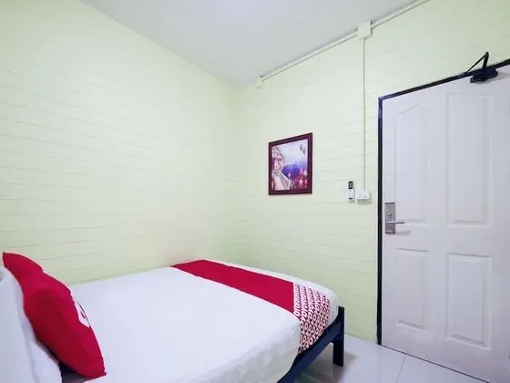 Premium Tek Büyük Yataklı Oda, Ortak Banyo