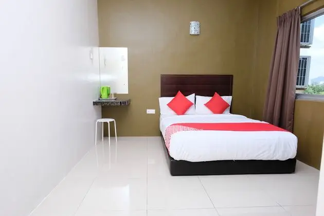 Oda Deluxe Queen Bed