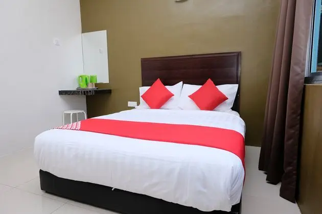Oda Deluxe Queen Bed