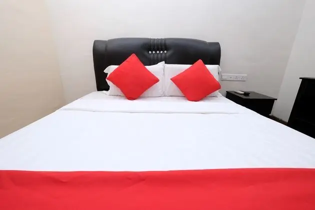 Oda Classic Queen Bed