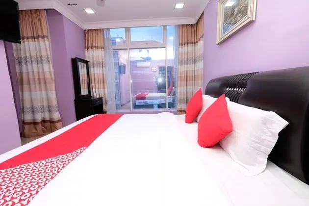 Oda Deluxe King Bed