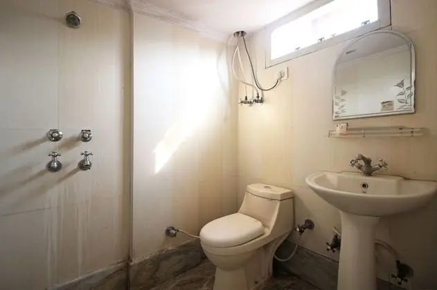 Standard Tek Büyük veya İki Ayrı Yataklı Oda, 1 Çift Kişilik Yatak, Özel Banyo