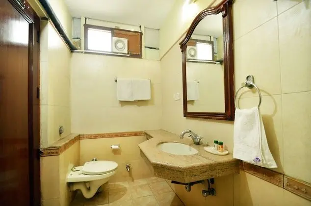 Standard Tek Büyük veya İki Ayrı Yataklı Oda, 1 Çift Kişilik Yatak, Özel Banyo