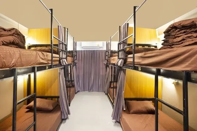 Ortak Ranzalı Oda, Karma Ranzalı Oda