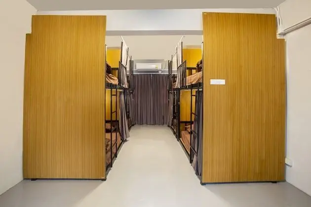 Ortak Ranzalı Oda, Sadece kadınlar için