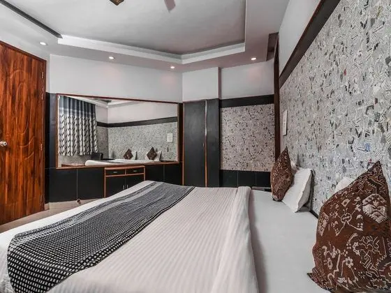Tek Büyük veya İki Ayrı Yataklı Oda