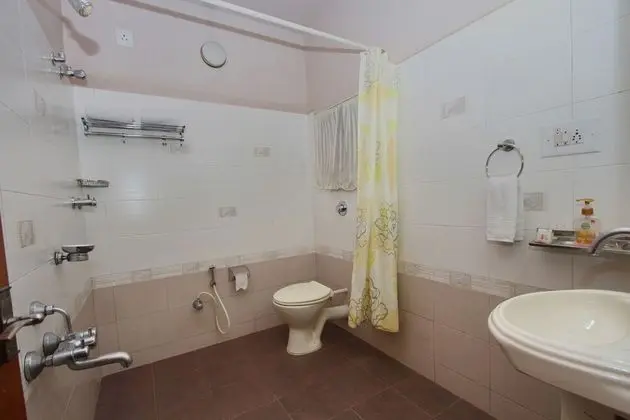 Standard Tek Büyük veya İki Ayrı Yataklı Oda, 1 Çift Kişilik Yatak, Özel Banyo