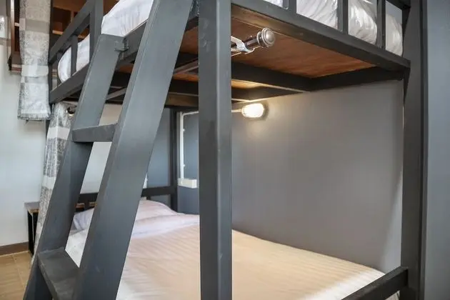 Bed in Mixed Dorm Room