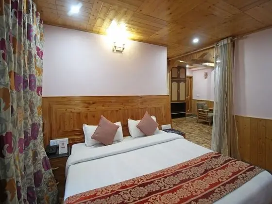 Tek Büyük veya İki Ayrı Yataklı Oda