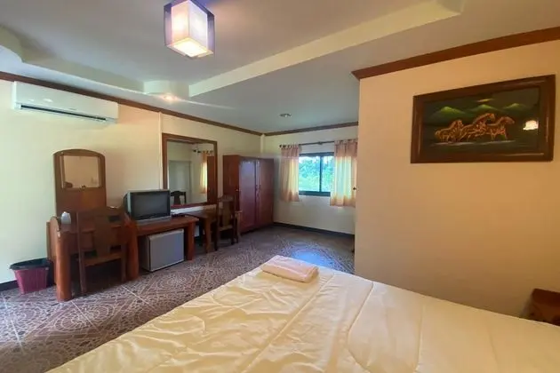 Deluxe Tek Büyük Yataklı Oda