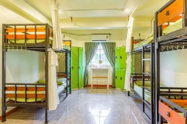 Ortak Ranzalı Oda, Sadece kadınlar için