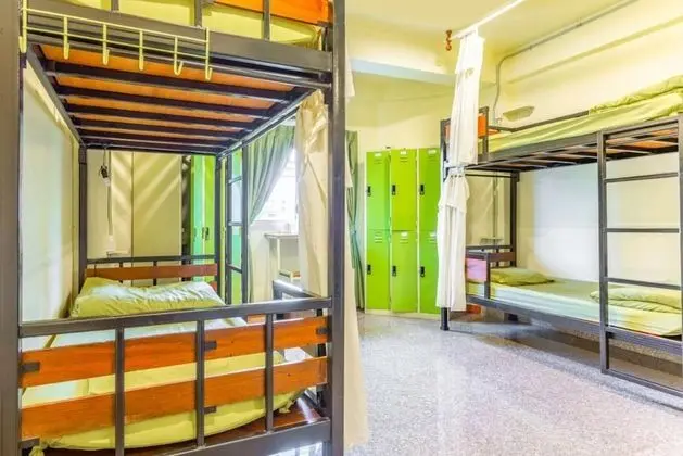 Ortak Ranzalı Oda, Sadece kadınlar için