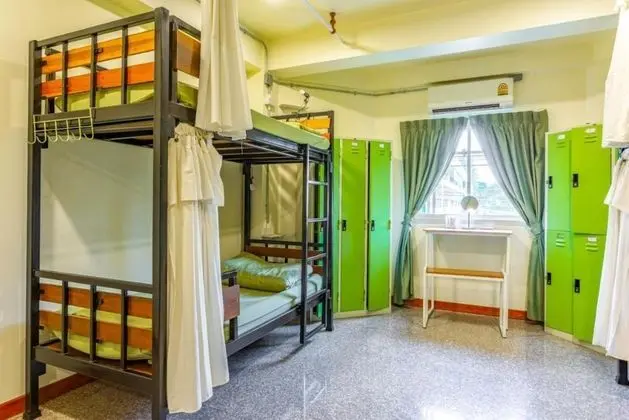 Ortak Ranzalı Oda, Sadece kadınlar için
