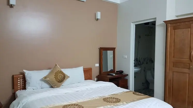 Standard Tek Büyük Yataklı Oda