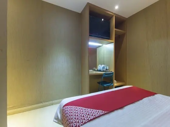 Oda Deluxe Queen Bed