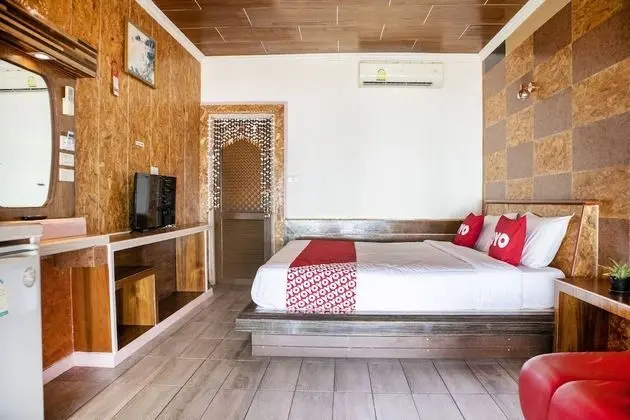 Deluxe Tek Büyük Yataklı Oda