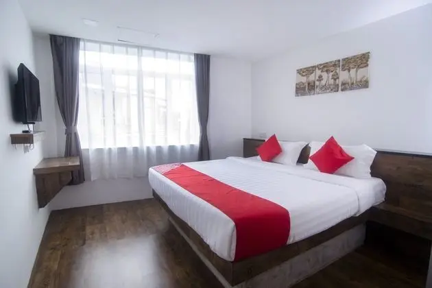 Oda Deluxe King Bed