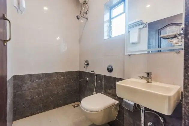 Standard Tek Büyük veya İki Ayrı Yataklı Oda, 1 Çift Kişilik Yatak