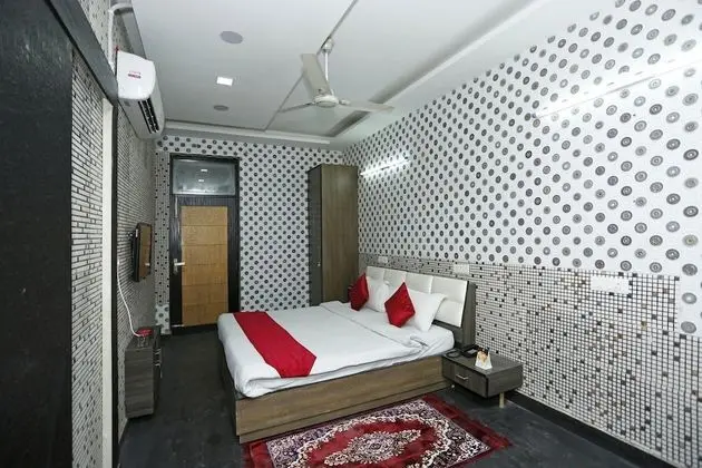 Tek Büyük veya İki Ayrı Yataklı Oda