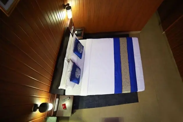 Standard Tek Büyük veya İki Ayrı Yataklı Oda, 1 Çift Kişilik Yatak, Özel Banyo